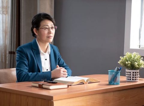 سر التوبة والاعتراف | قصص مسيحية واقعية | تخفيف وطأة العلاقات المقيّدة